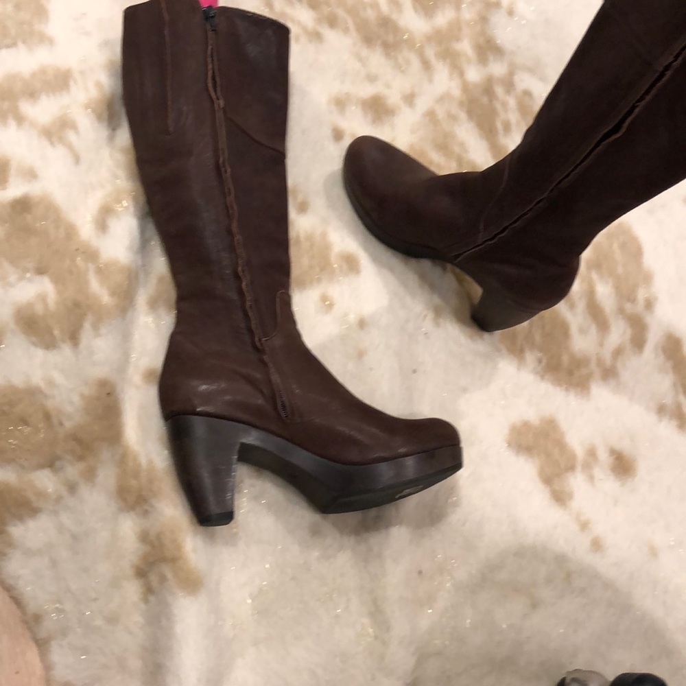 New! Coclico tall brown clog boot!